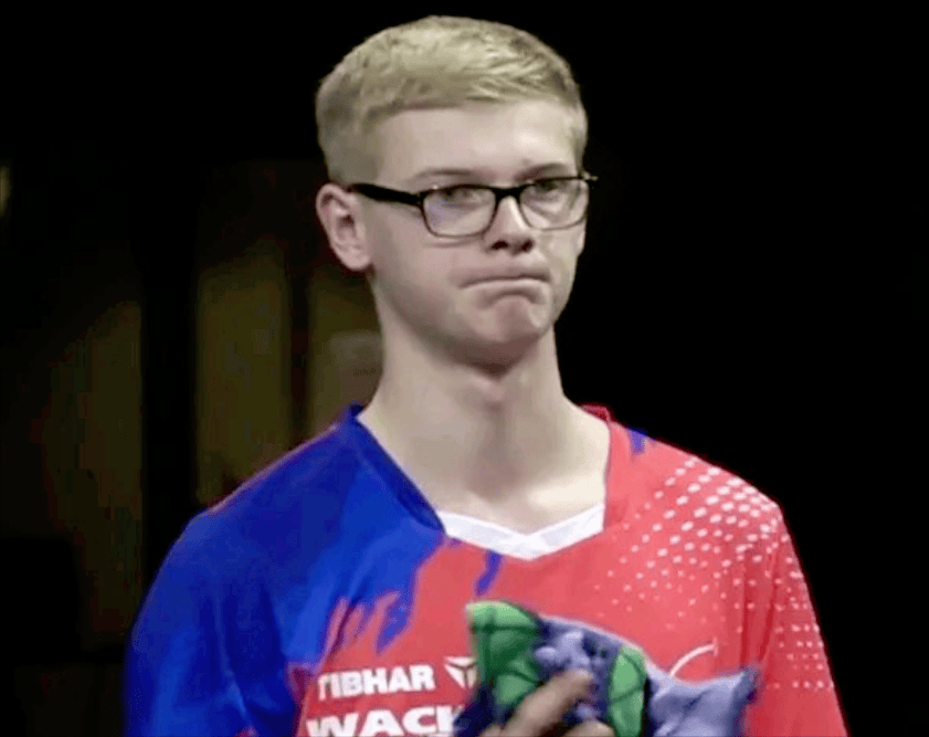 会用表现去 会用表现去